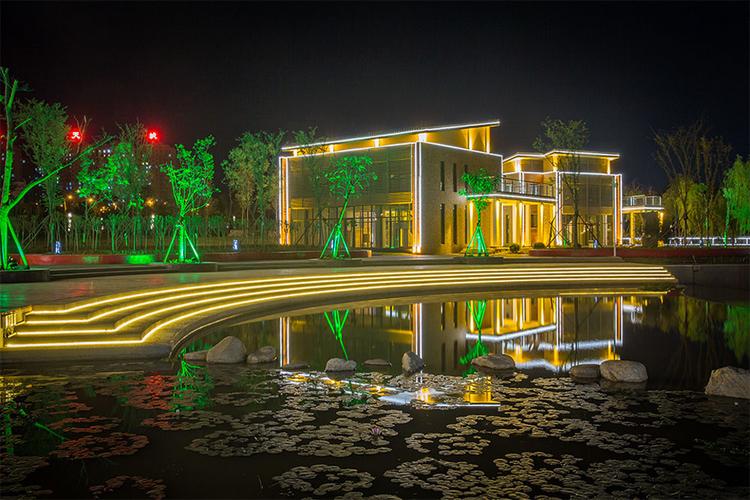 章丘林荫公园景观照明工程 夜景亮化设计的生态与艺术融合